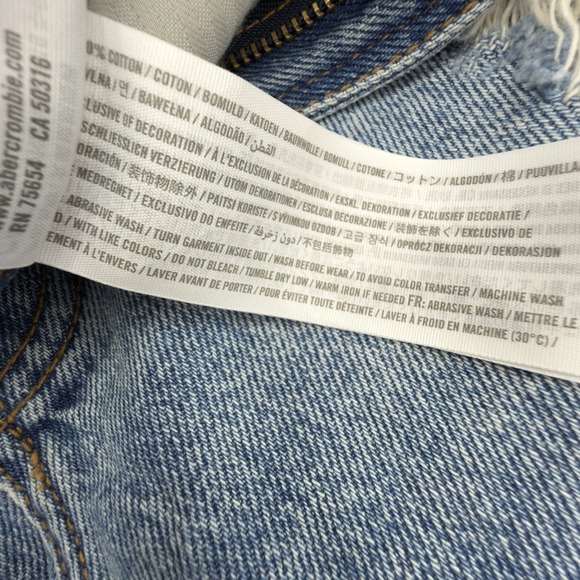 Abercrombie & Fitch Annie High Rise Shorts Womens 27 Distressed Frayed Denim NWT - Picture 10 of 14